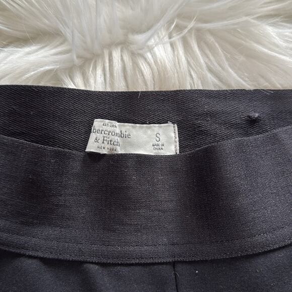 Abercrombie Black Ankle Zip Leggings - Picture 3 of 5